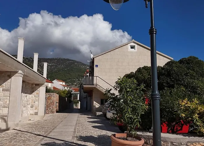 Location! & Center 4 Appartement *