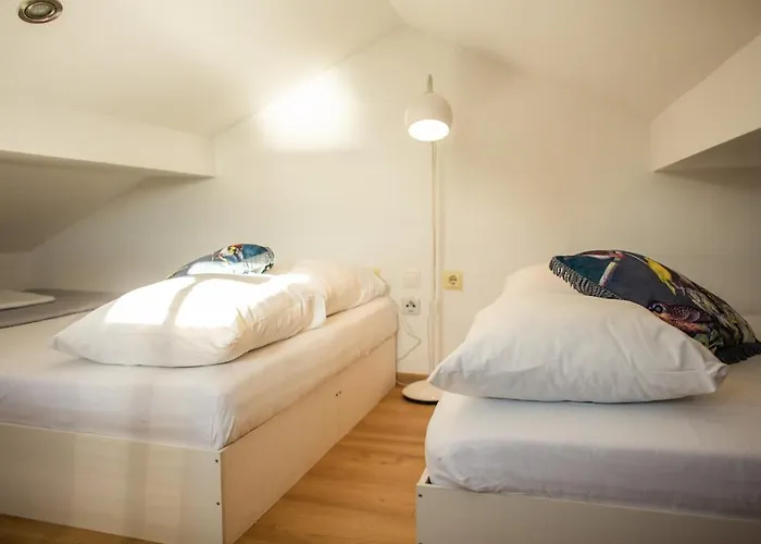 Location! & Center 4 Appartement *