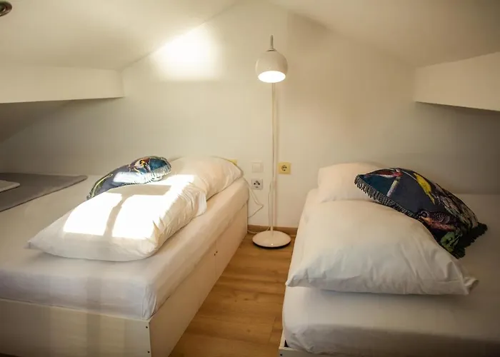Location! & Center 4 Appartement Bol
